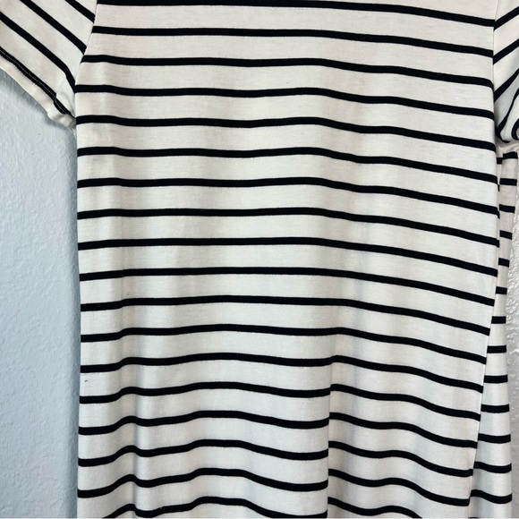 HEART & HIPS STRIPED DRESS - Picture 7 of 13